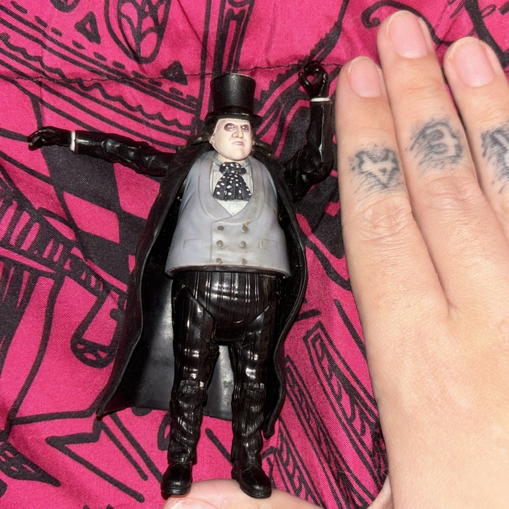 Small DC comic Penguin - Picture 4 of 4
